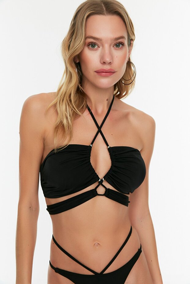 Siyah Tünelli Straplez Kaplı Bikini Üstü TBESS22BU0335 - 7