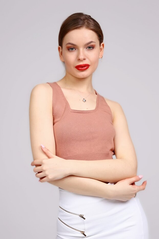 قميص داخلي محبوك برقبة مربعة - 7