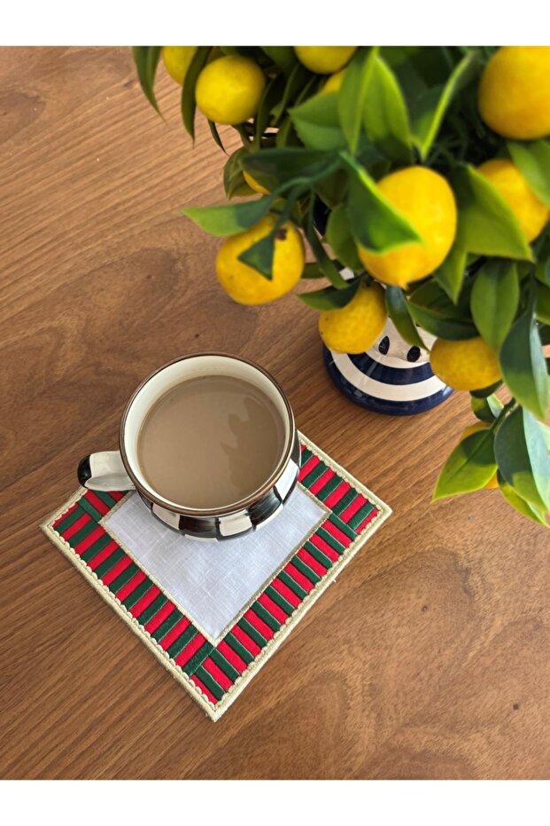 Checkered Cocktail Napkin - 2 Pieces Green and Red Patterned Linen Presentation Bowl