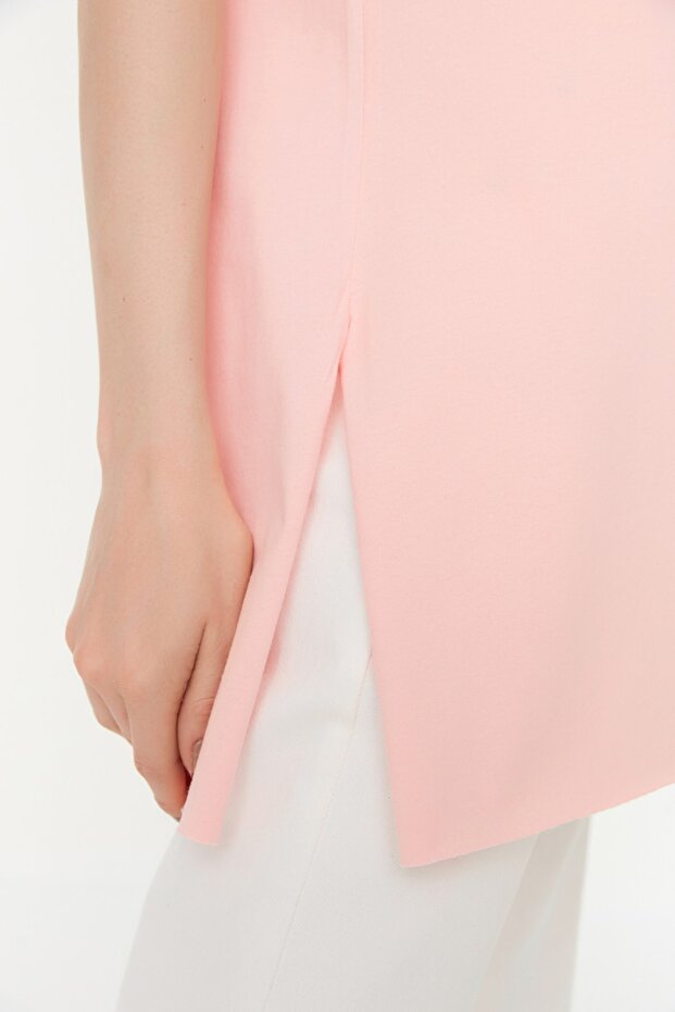 Gri-Pembe 2'li Paket Yırtmaç Detaylı Bisiklet Yaka Kısa Kollu Basic Örme İçlik T-Shirt TCTSS21UK0009 - 5