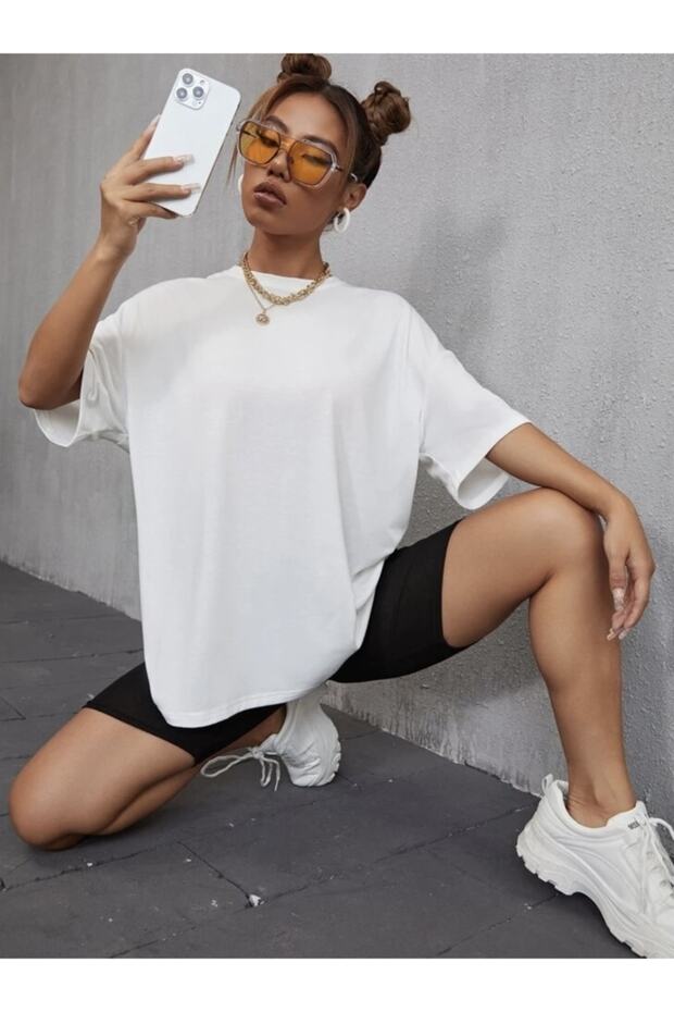 Oversize Unisex White Tshirt