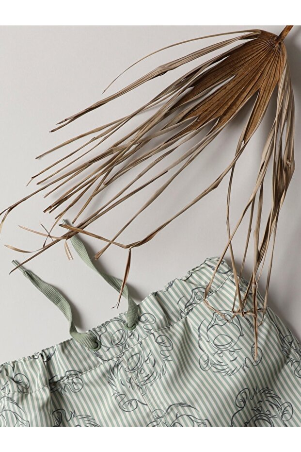 Dečije zelene šortseve - 5