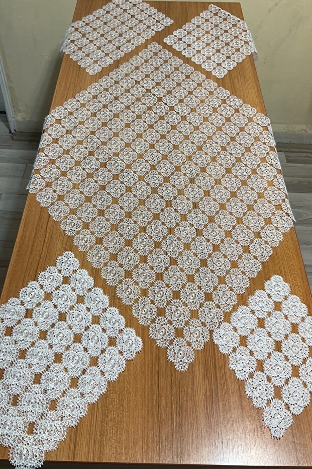 Machine Work Needle Embroidery Salon Set 17 Pieces