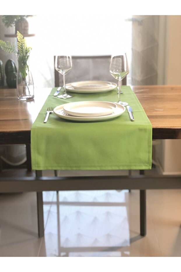 American Service, Pistachio Green Runner