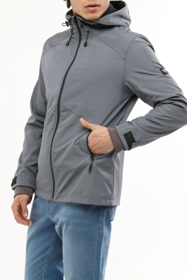 Men's Windbreaker/Raincoat Outdoor Shoulder Detailed Transitional Smoked Sports Jacket