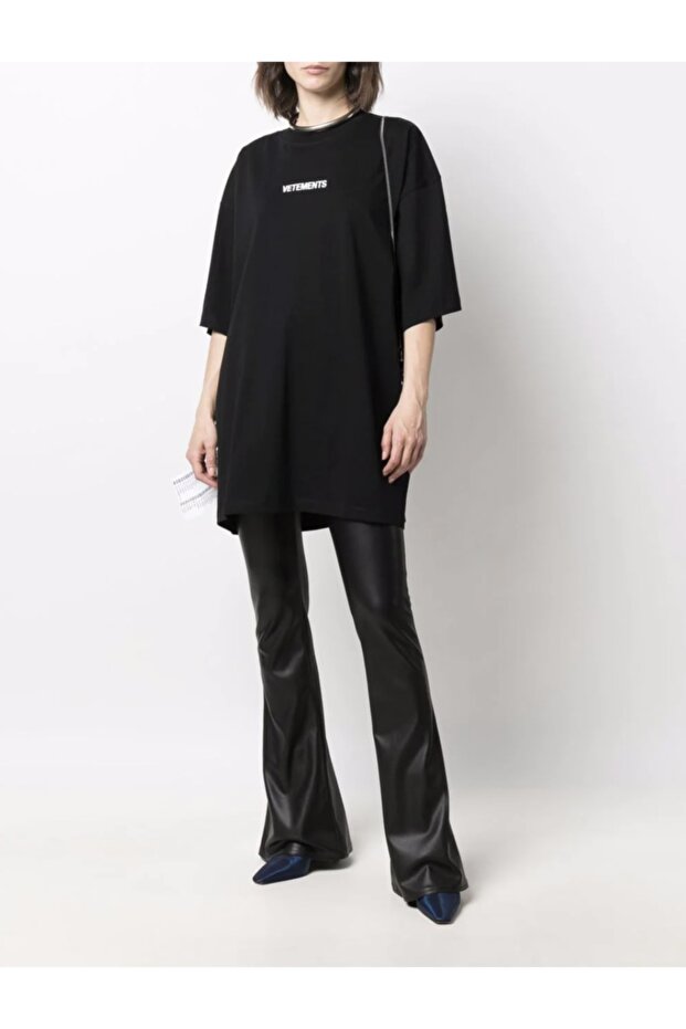 Logo Patch Siyah Oversize T-shirt - 3