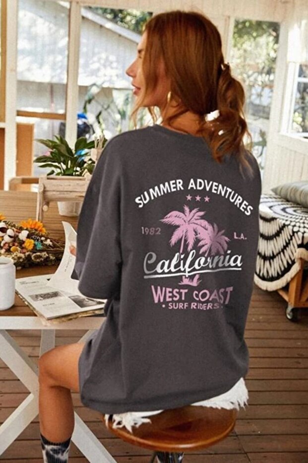 Women's Black Oversize California Printed T-shirt