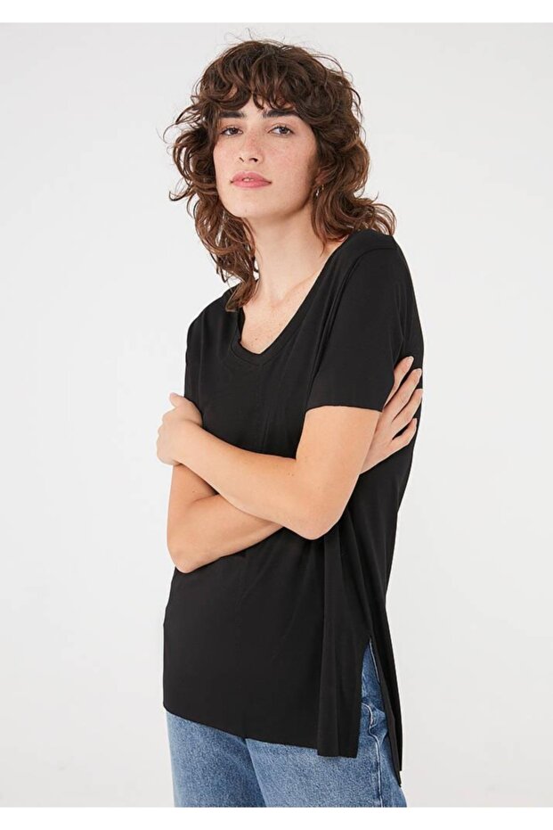 Kadın V Yaka Siyah Basic Tişört 166775-900 - 2