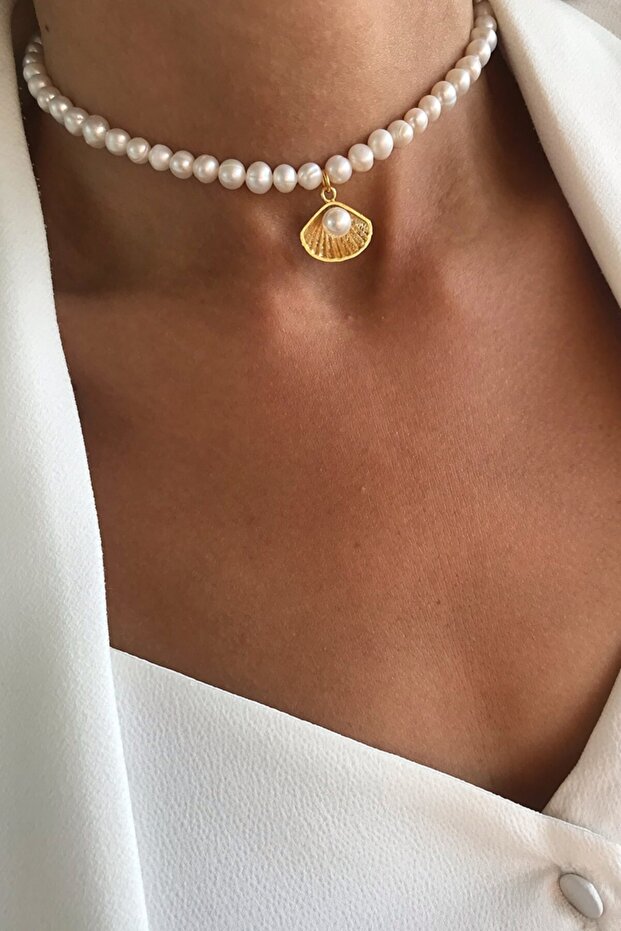Women's Design Pearl Oyster Necklace