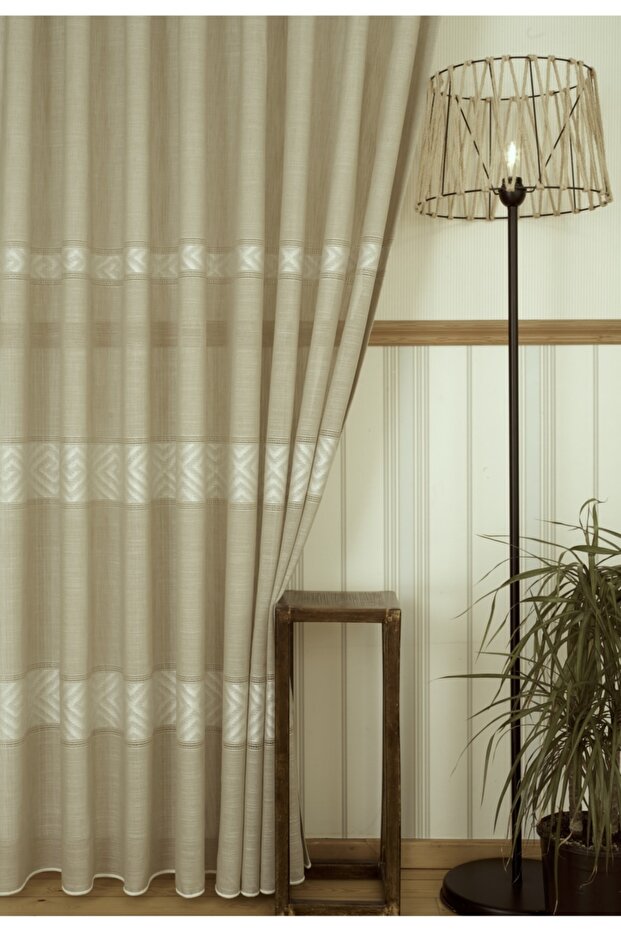 Vrc Pattern Linen Tulle Beige Color 1-2,5 Medium Close Pleat