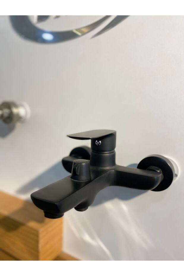 Mat Siyah Banyo Bataryası - 1