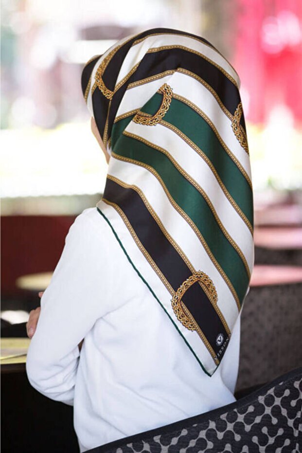 Women's Emerald Green Tivil Scarf