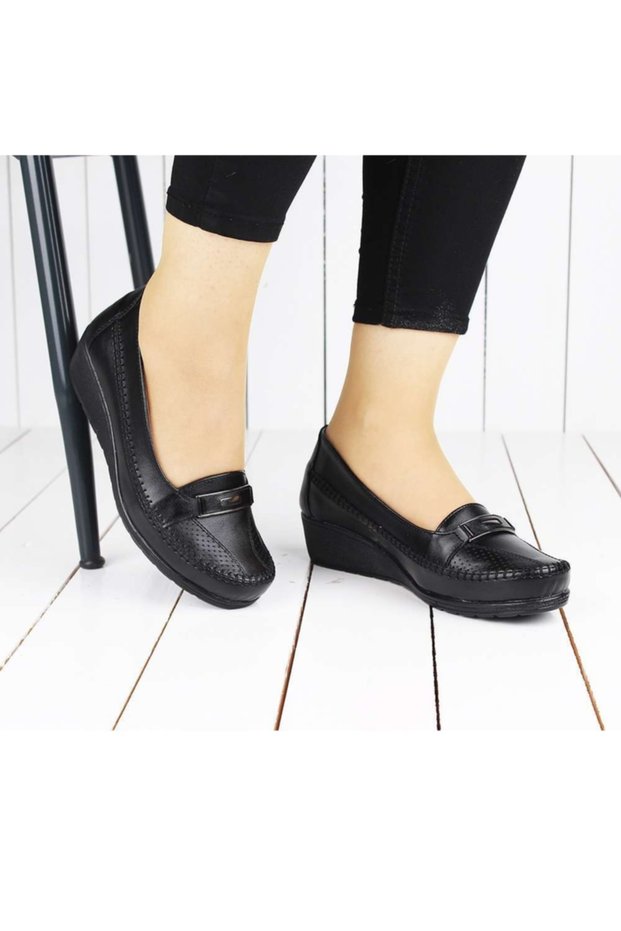 Shoes for Daily and Mother Genuine Leather Lining Heel Cushioned System Black
