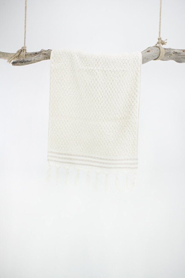 Natural Hand Towel - Lekton