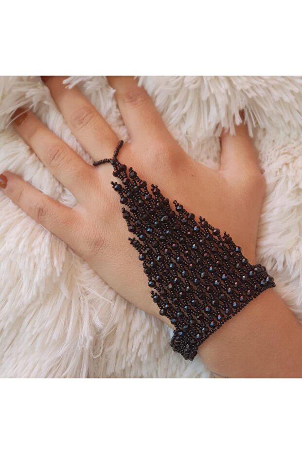 Handmade Black Color Crystal Stone Şahmeran