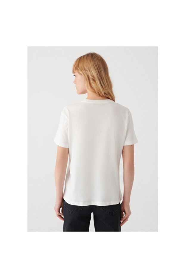 Kadın Beyaz Basic Tişört 1600965-33389 - 4