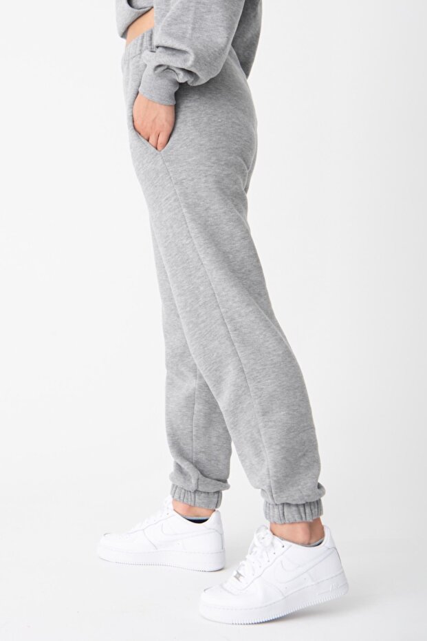 طقم بدلة رياضية رمادية - 3