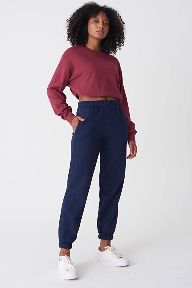 بنطال رياضي باللون الأزرق الداكن - 1