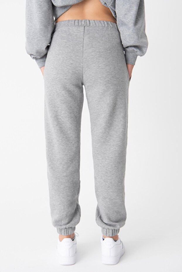 طقم بدلة رياضية رمادية - 2