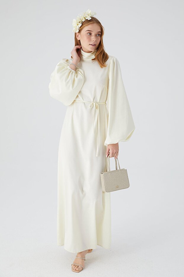 Saténové večerní šaty s balonovým rukávem Ecru - 1