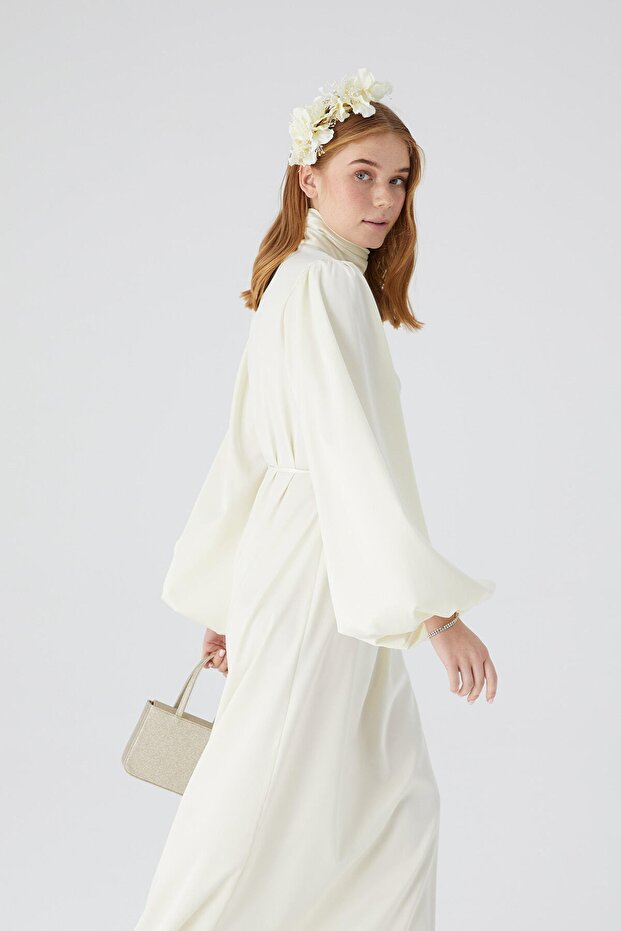 Saténové večerní šaty s balonovým rukávem Ecru - 6