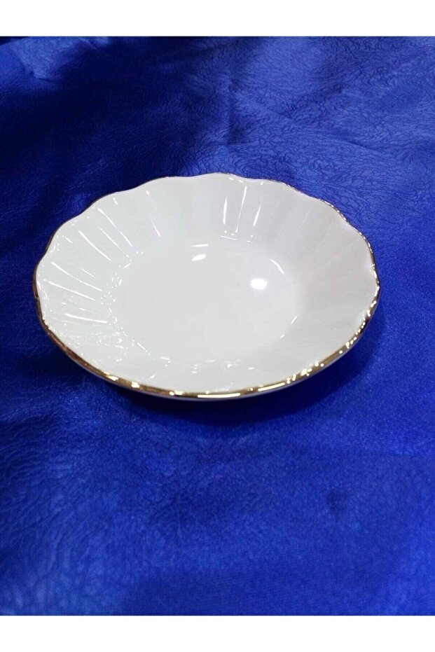 6-Piece Gilded Porcelain Tea Plate