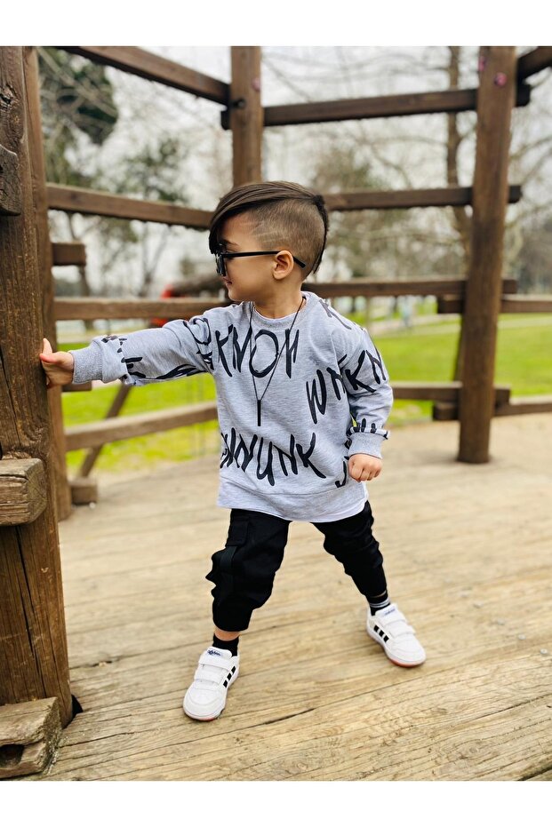 Stylish Lower Upper Combination