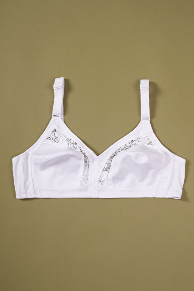 Women's Aysemin Lace Detailed Gathering White Bra D Cup