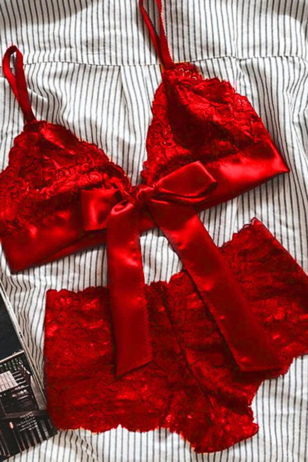 Kadın Kırmızı Dantelli Kurdelalı Sütyen Külot Takımı - 1
