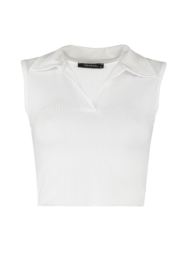 Beyaz Fitted/Vücuda Oturan Polo Yaka Crop Esnek Örme Bluz TWOSS22BZ0335 - 6