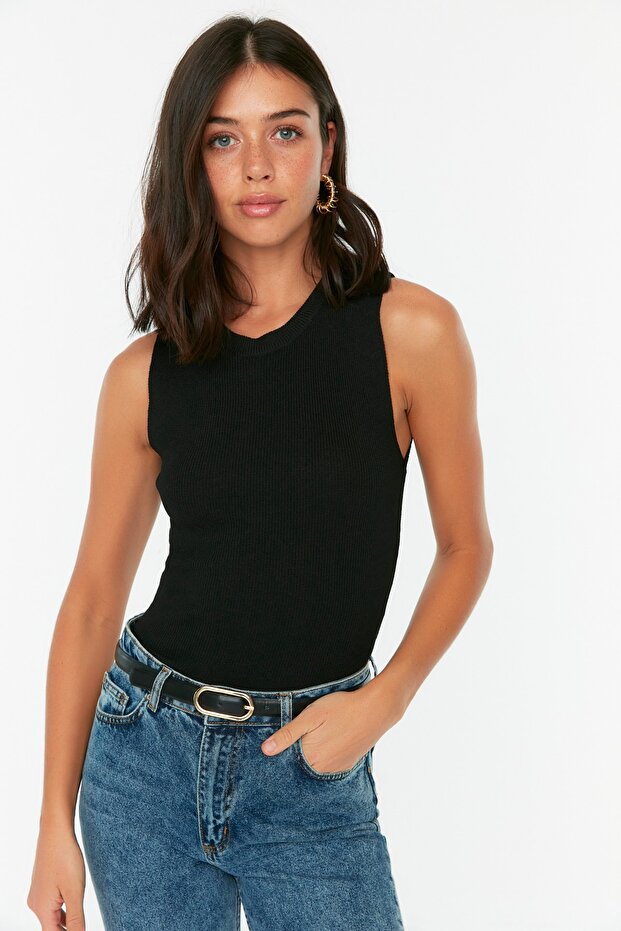 Czarna bluzka z okrągłym dekoltem i dzianinowym crop-topem Twoss21Bz0098 - 2