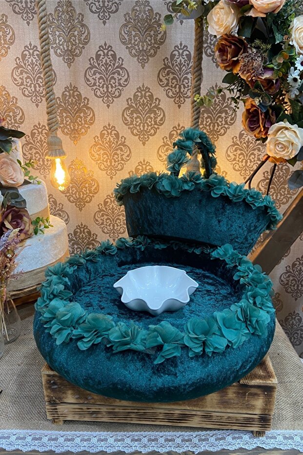 Emerald Green Three Dimensional Henna Tray and Basket Henna Night Supplies