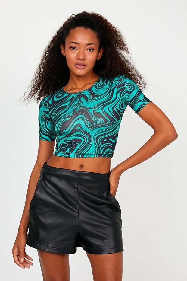Kadın Yeşil Ebru Desenli Scuba Dalgıç Kumaş Kısa Kol Crop Top - 5