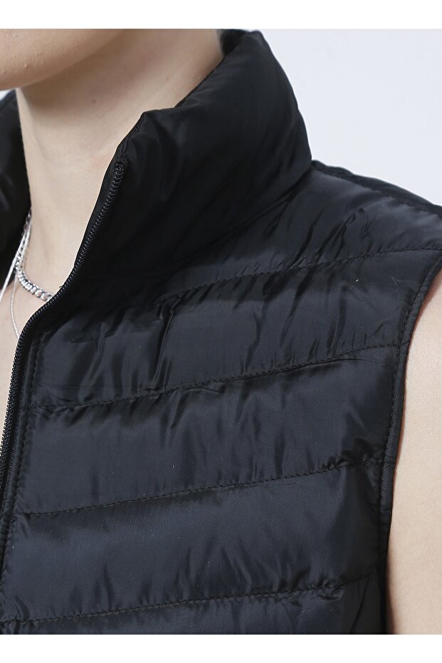 Vesa Dik Yaka Basic Kapitone Siyah Kadın Yelek - 2