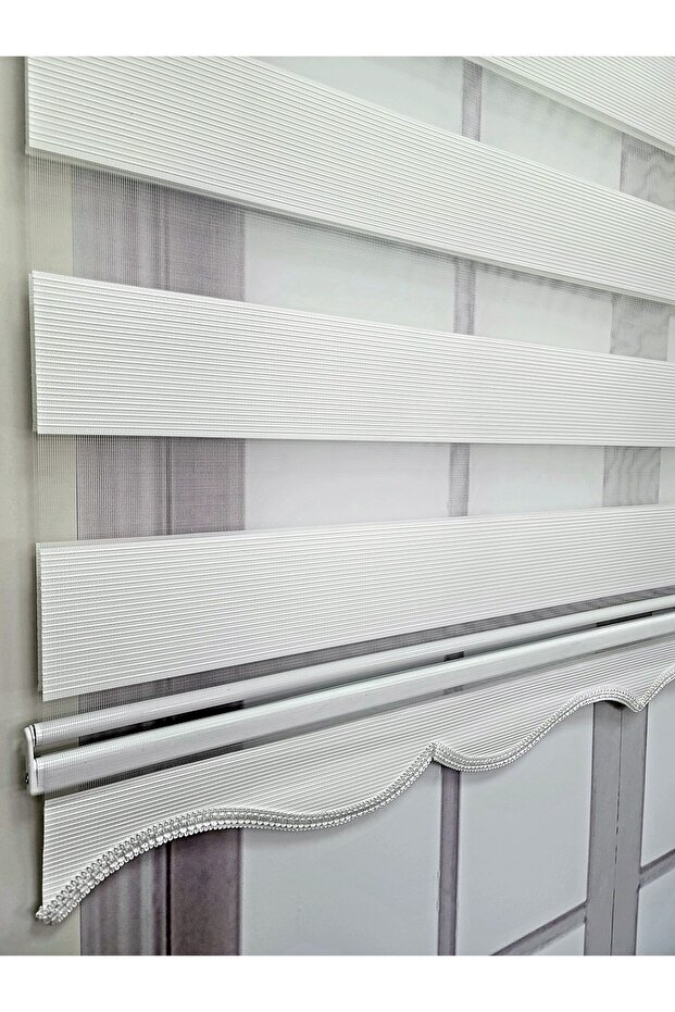 Mikro Pliseli Zebra Stor Perde Beyaz Mz483 - 1