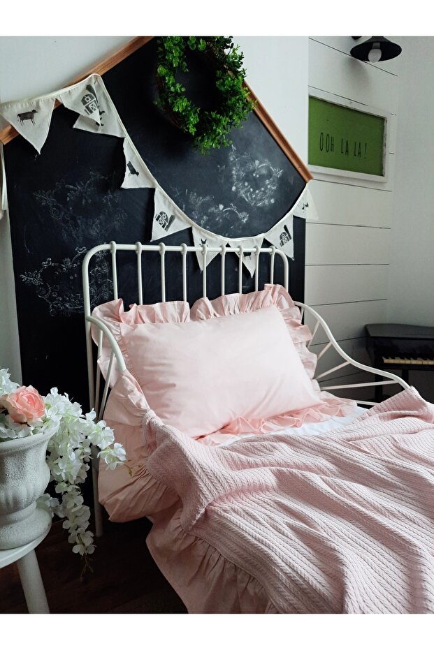 Pink 100% Cotton Frilly Pillow Case