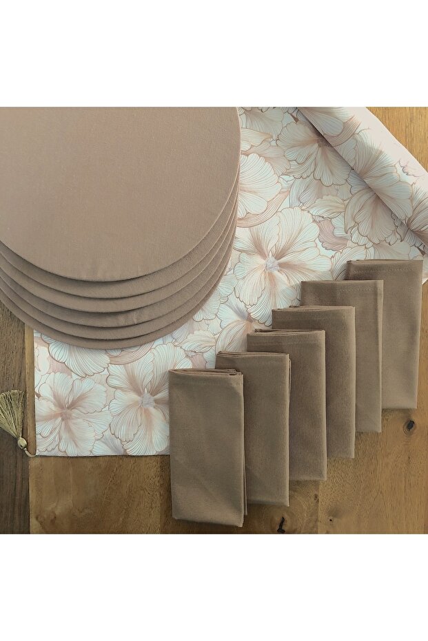 American Service, 6 Napkins, 6 Napkins and Runner Inci Tk3