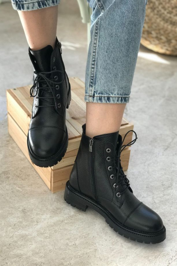 Kadın Siyah Hakiki Deri Bağcıklı Bot & Bootie - 1