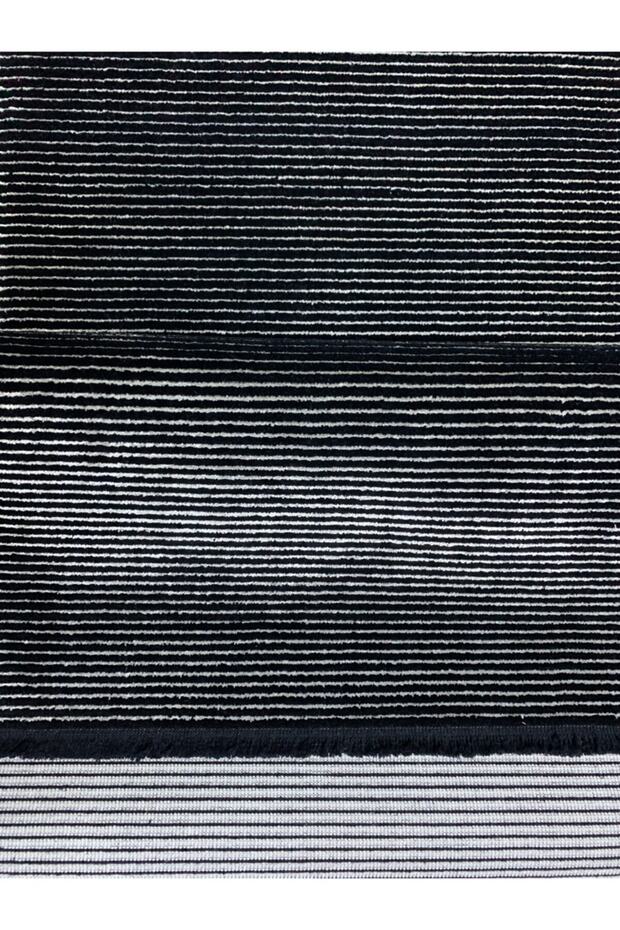 Sİyah Yün Halı - 2