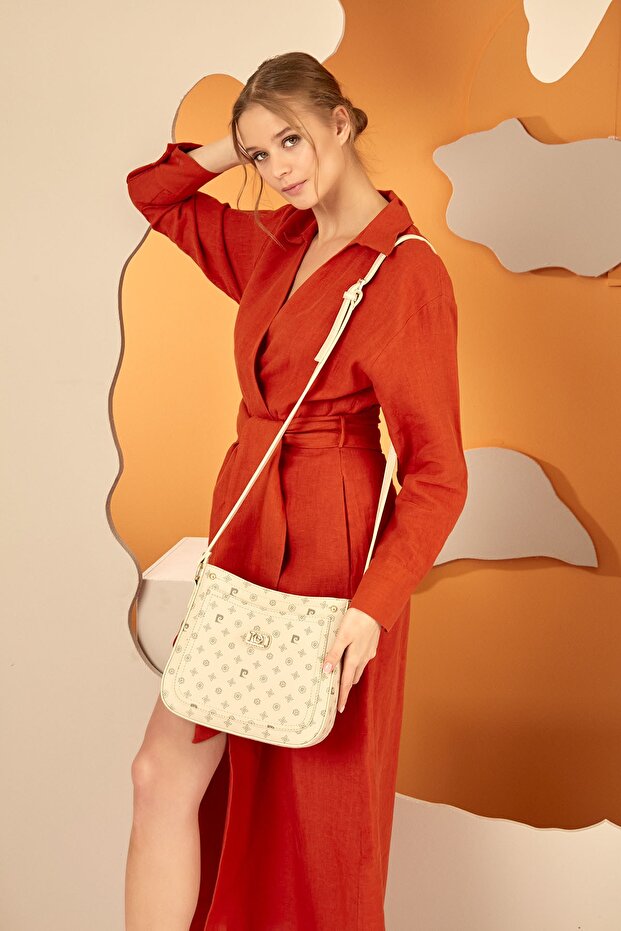 Beige Monogram Women's Shoulder Bag 05PO22Y1582