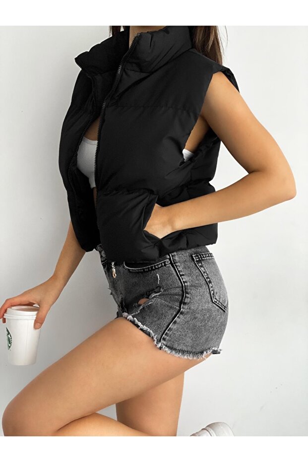Women's Black Short Cropped Puffer Vest Ylk0034