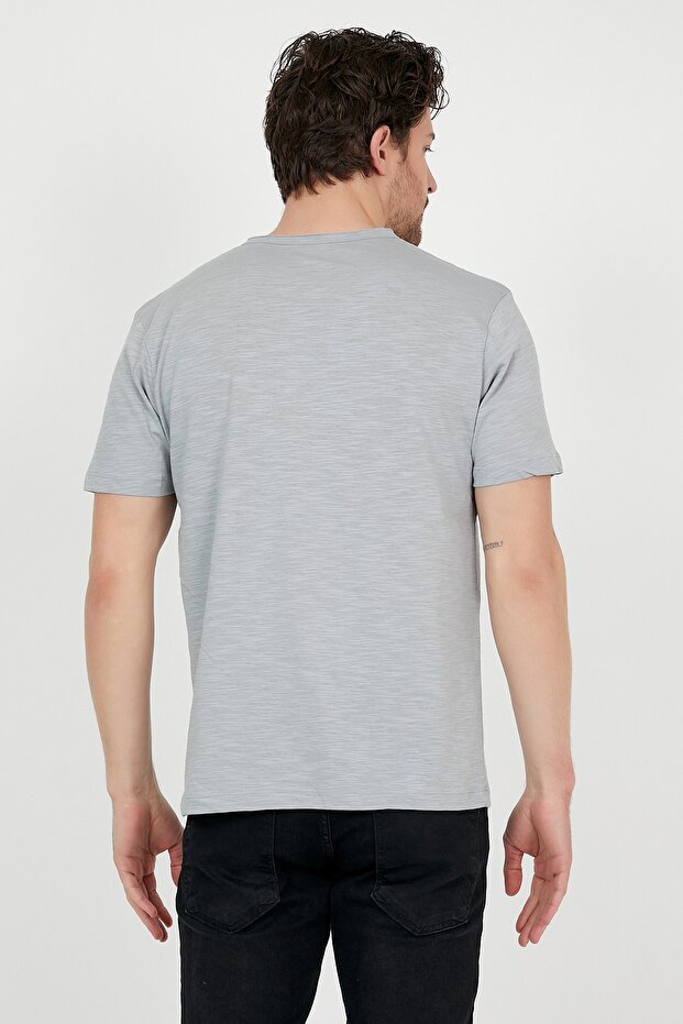 تي شيرت أساسي بياقة بأزرار 100% قطن - 3