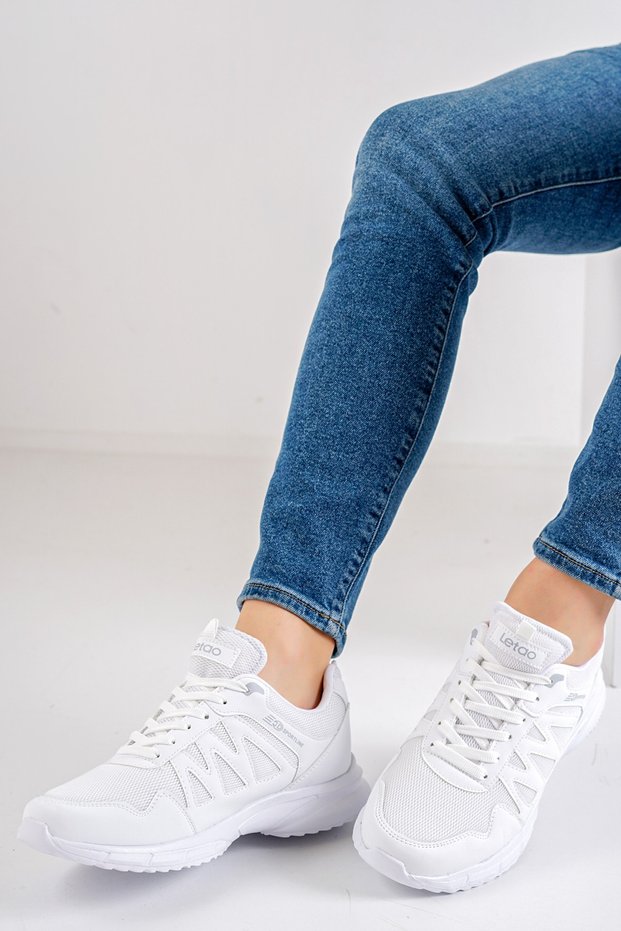 White - Unisex Sneaker Sports Shoes
