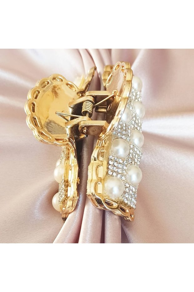 Pearl and Stone Latch Buckle