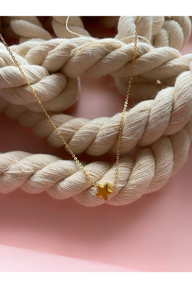 Minimal Star Necklace