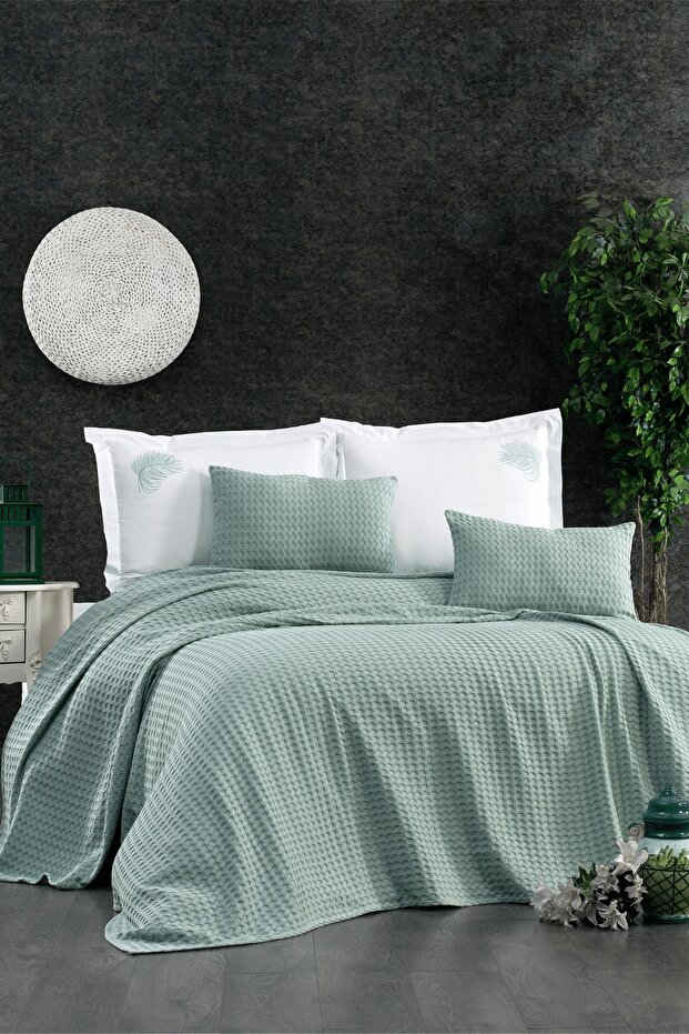 6 Piece Elastic Sheet and Embroidered Terra Double Water Green Cotton Pique Set