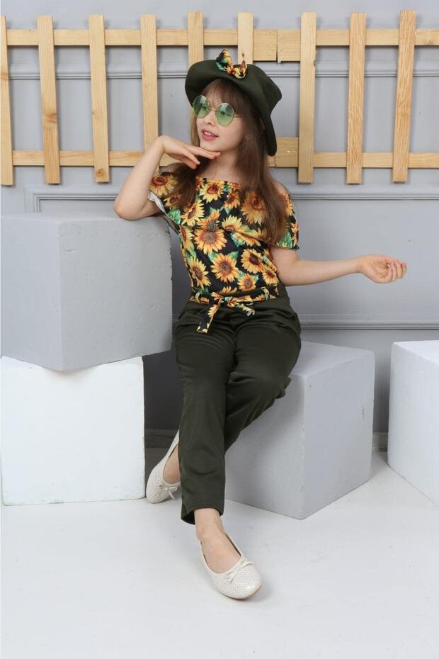 Girl's Daisy Patterned Suit