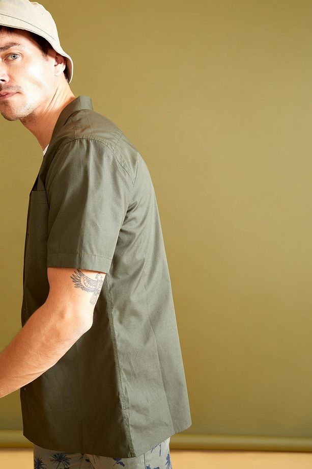 Erkek Haki Modern Fit Basic Kısa Kollu Gömlek - 1