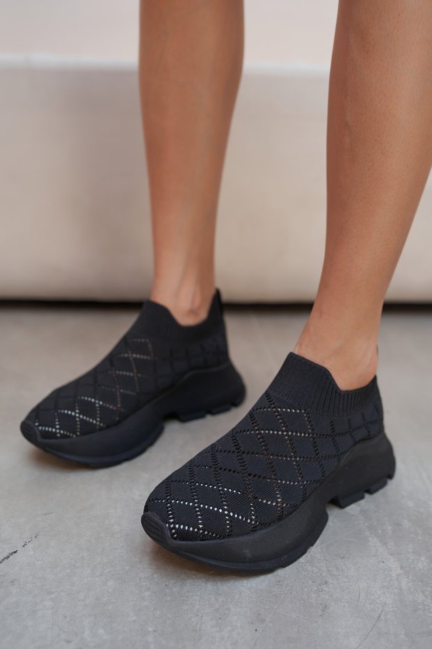 Alice Women's Black Knitwear Sneakers