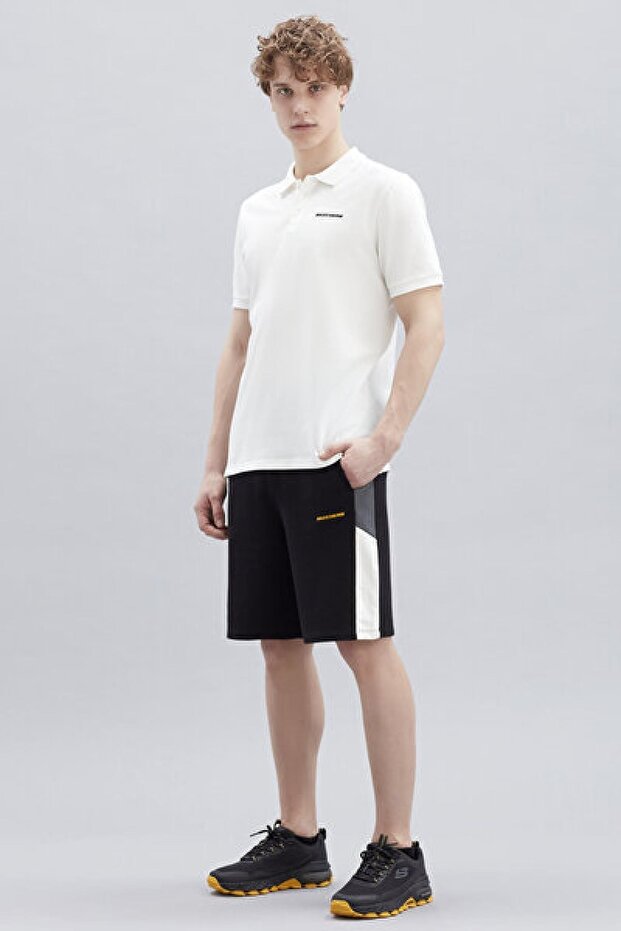 S211800-102 m Essential Polo T-Shirt